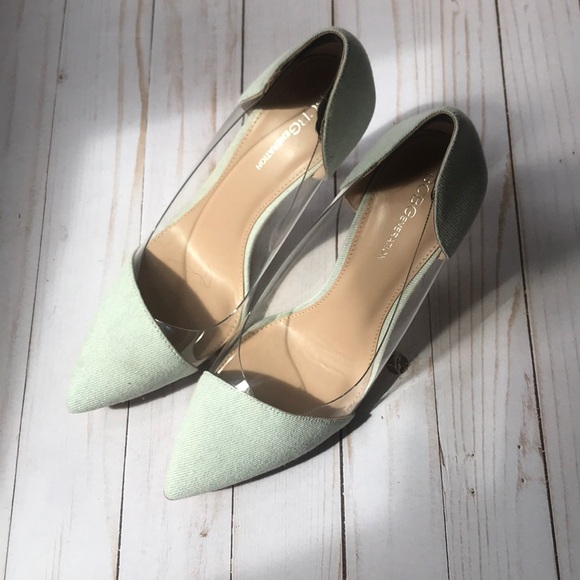 bcbg lana pump